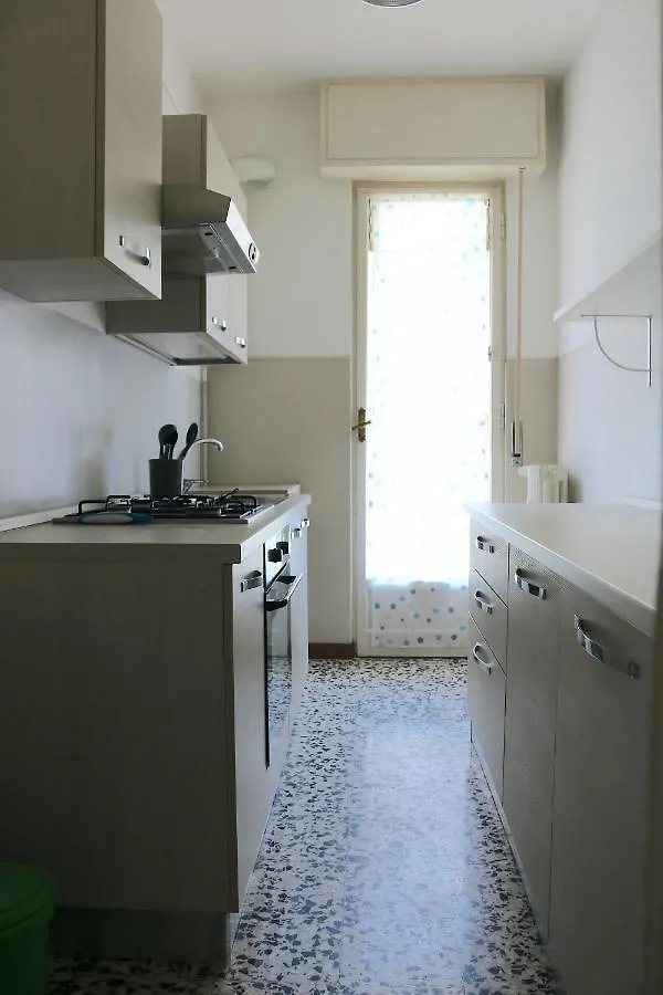 Frattini Comfy Family Home - 4 People Milano 0*,  Italia